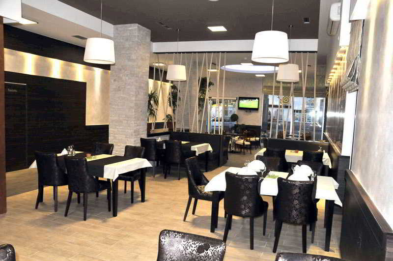 Hotel Malta Мостар Экстерьер фото
